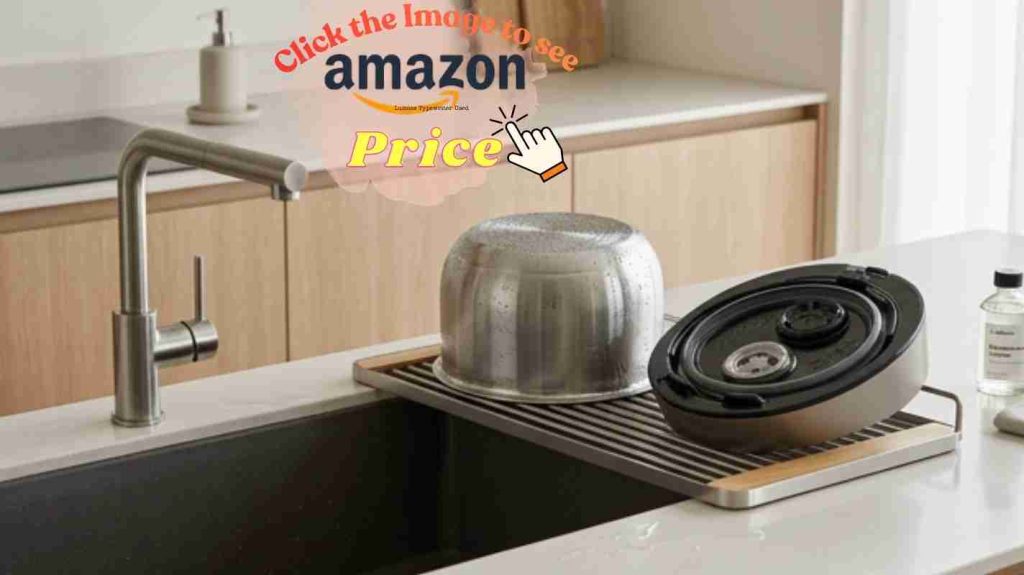 The Cuckoo machine washing its stainless steel pot